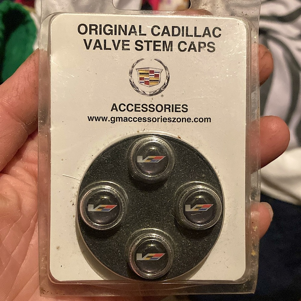 Cadillac v series chrome valve stem covers